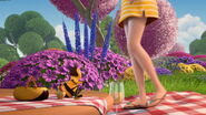 Bee-movie-disneyscreencaps.com-3568