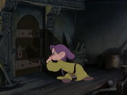 Snow-white-disneyscreencaps.com-3080