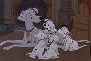 Perdita-101-Dalmatians-disney-classic-era-leading-females-15630692-500-333