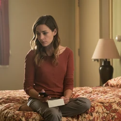 S1E9.jpg