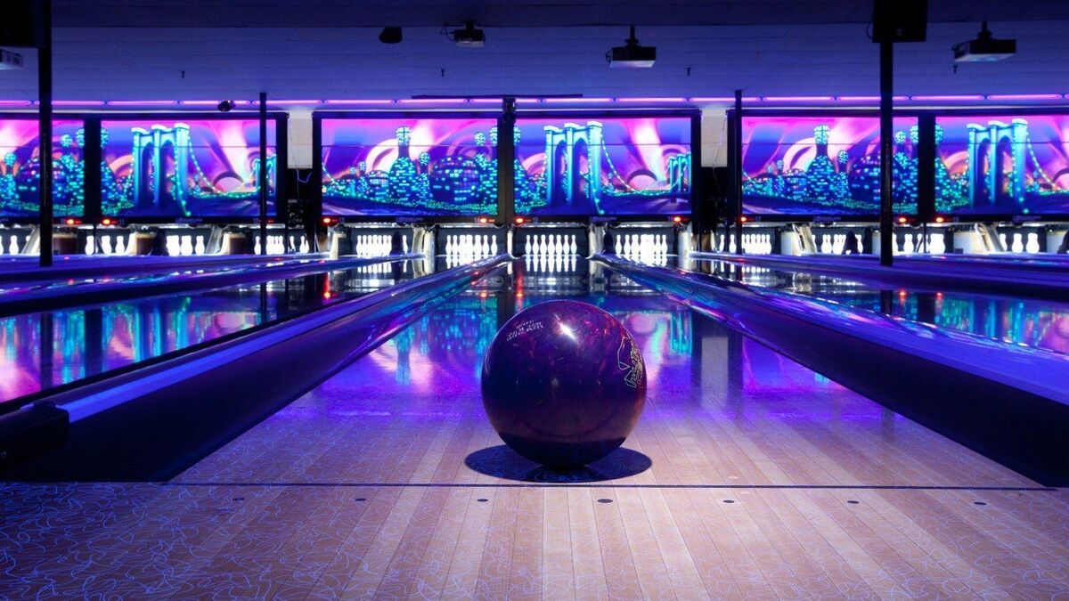 Pups playing Bowling PAW Patrol Fanon Wiki Fandom