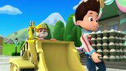 PAW.Patrol.S01E21.Pups.Save.the.Easter.Egg.Hunt.720p.WEBRip.x264.AAC 871771