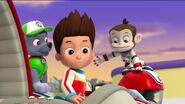 PAW Patrol Monkey-naut Scene 7