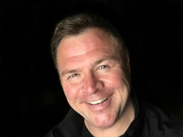 MV5BYWQ3MjUyZGEtNzY3NS00MWQ4LTg4YzMtODllODIxZmM3ZDNkXkEyXkFqcGdeQXVyNzY0MDk3Nzk@. V1 