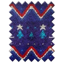 Блюз чудес (ориг. Miracle Blues) Сидни выглянула из переулка и наблюдала за уходящей полицейской машиной с включенной сиреной. Она поправила сумку на плече, взяла телефон и нажала кнопку вызова. «Да?» — сказал голос на другом конце. «Это я. Угол 34-ой. Все чисто, подъезжай». Она ответила, затем завершила звонок и начала ждать. Ветер свистел, подхватывая снег вдоль переулка и Сидни тревожно ворчала, глядя в темноту. Грузовик подъехал через пару минут. «Где товар?». Они вошли в переулок и она указала на гору коробок, на которых сидела собака, ухаживающая за щенятами. Сидни достала большую пачку денег, передала водителю, сказав: «Ты знаешь, что делать, приятель». Водитель взял деньги и сказал: «Конечно. Не волнуйся. Я прослежу, чтобы они были в безопасности». ЭТО ПРЕДМЕТ ОБНОВЛЕНИЯ CHRISTMAS 2019!