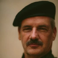 Аватарка Яна Рассела в Twitter