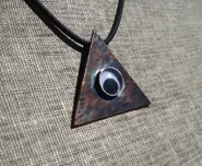 Syramid.jpg (98 KB) Secret symbol of the syramids. The central googly eye represents both their all-encompassing sight and their sense of frivolity.