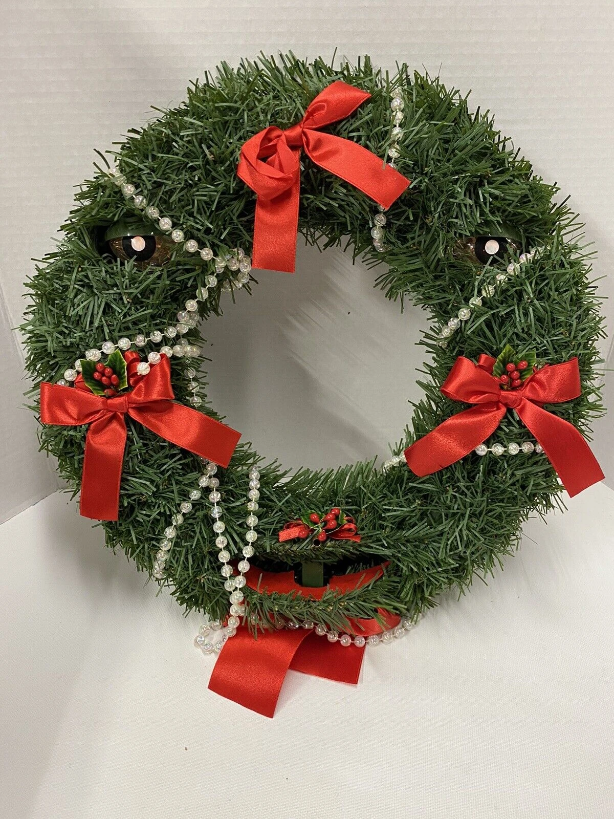 Talking Singing Christmas Wreath 