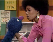 Vi to Grover: "You're as sweet as they come, sugar."