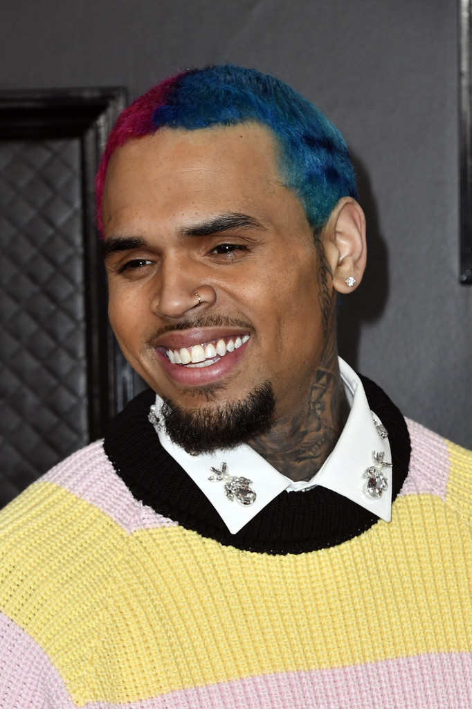 chris brown facial hair style