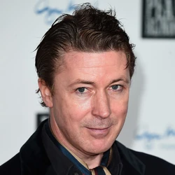 Aidan Gillen Peaky Blinders Wiki Fandom Camille o'sullivan is an irish musician, vocalist, and actress. aidan gillen peaky blinders wiki fandom