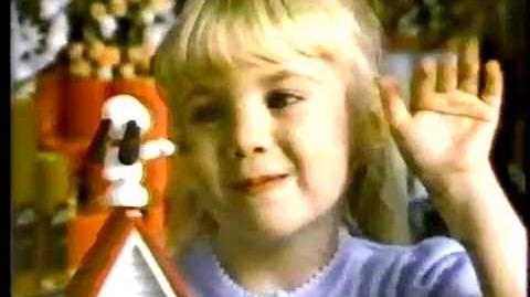 ADORABLE VINTAGE 80'S HALLMARK COMMERCIAL W SNOOPY TOY & SHIRT TALES