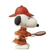 Sherlock Snoopy.jpg (91 KB) A figurine of Snoopy as Sherlock Holmes