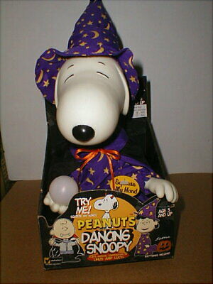 Dancing Wizard Snoopy | Peanuts Wiki | Fandom