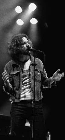 Tumblr mi4jseXBj21rurkkto1 500.jpg (54 KB)