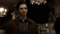 1x19 - Elias 22Y