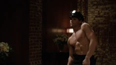 POI 0506 Beefcake Uni