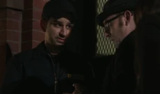 4x22 - Delivery Guy