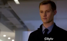 2x19 - Jerome Eckert