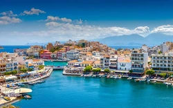 Crete-overview-harbour-large