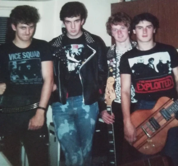 Distortion(2) | John Peel Wiki | Fandom