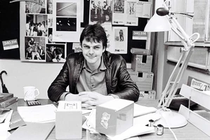 8B-SMASH-HITS-ME-AT-DESK