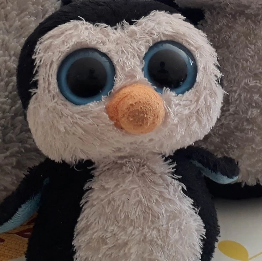 Cuddles Trefes Penguin And Beeky Show Wiki Fandom