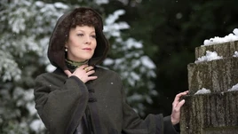 Evelyn Poole01