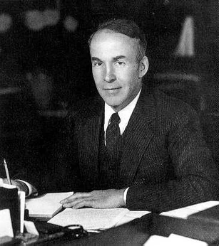 Archibald MacLeish (1892-1982). Courtesy Wikimedia Commons.