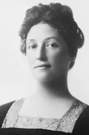 Josephine Preston Peabody (1874-1922). Courtesy Wikimedia Commons.