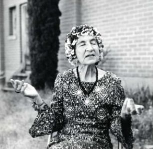 Helen Adam