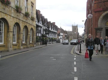 Chapel Street. Photo by Kenneth Allen. Courtesy Geograph.org.