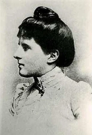 Mary Webb (1881-1927). Courtesy Shropshire Star.