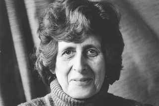 Elizabeth Bartlett (1924-2008). Courtesy Snipview.