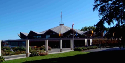 Festival Theatre, Stratford, Ontario. Licensed under Creative Commons, courtesy Wikimedia Commons.