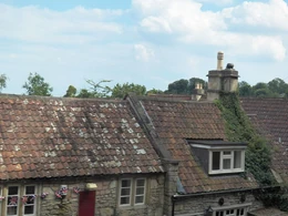 Old roofs in Bath, Somerset, UK. Photo by Mizzyjo. Licensed under Creative Commons, courtesy Wikimedia Commons.