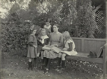 Tilly Aston teaching blind children braille. Courtesy Wikimedia Commons.