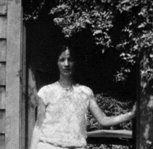 Louise Bogan (1897-1970), circa 1920. Courtesy Wikimedia Commons.