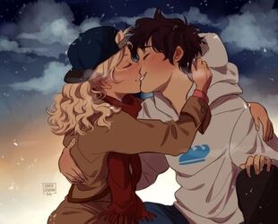 Percy und Annabeth.