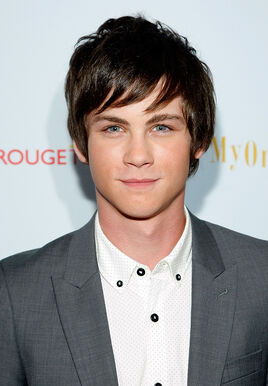One-ny-premiere-2009-logan-lerman-33747