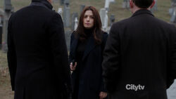 2x16 - Shaw cementerio