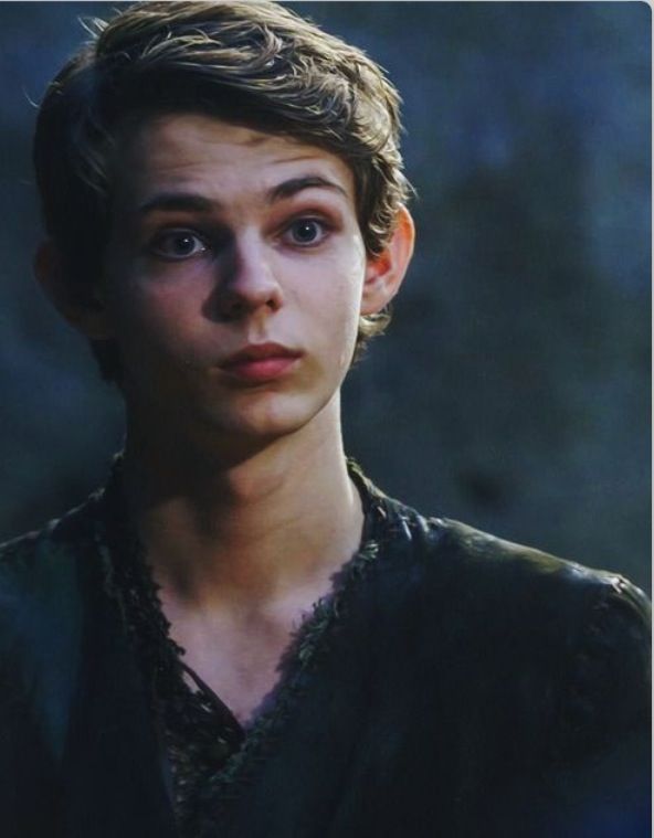 robbie kay peter pan once upon a time