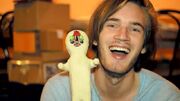 BIGGEST PACKAGE EVER! (Fridays With PewDiePie) - YouTube.FLV snapshot 08.20 -2013.03.17 11.21