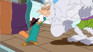 FYIO-267-Perry punching Doofenshmirtz.jpg (315 KB)