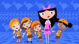 Isabella và nhóm Fireside Girls hát "What'cha Doin'?".