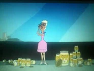 P05-30-13 19.08-1-.jpg (23 KB) Poofenplotz eating royal jelly.