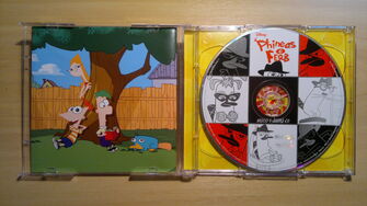 Phineas e Ferb - CD + DVD (5)