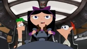 Isabella com Phineas e Ferb na Centennial Chihuahua