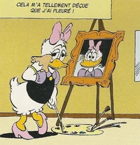 Daisy pleurant devant le résultat pitoyable de ses efforts.