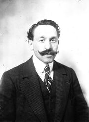 Le premier rédacteur en chef du Journal de Mickey, Léon Sée.